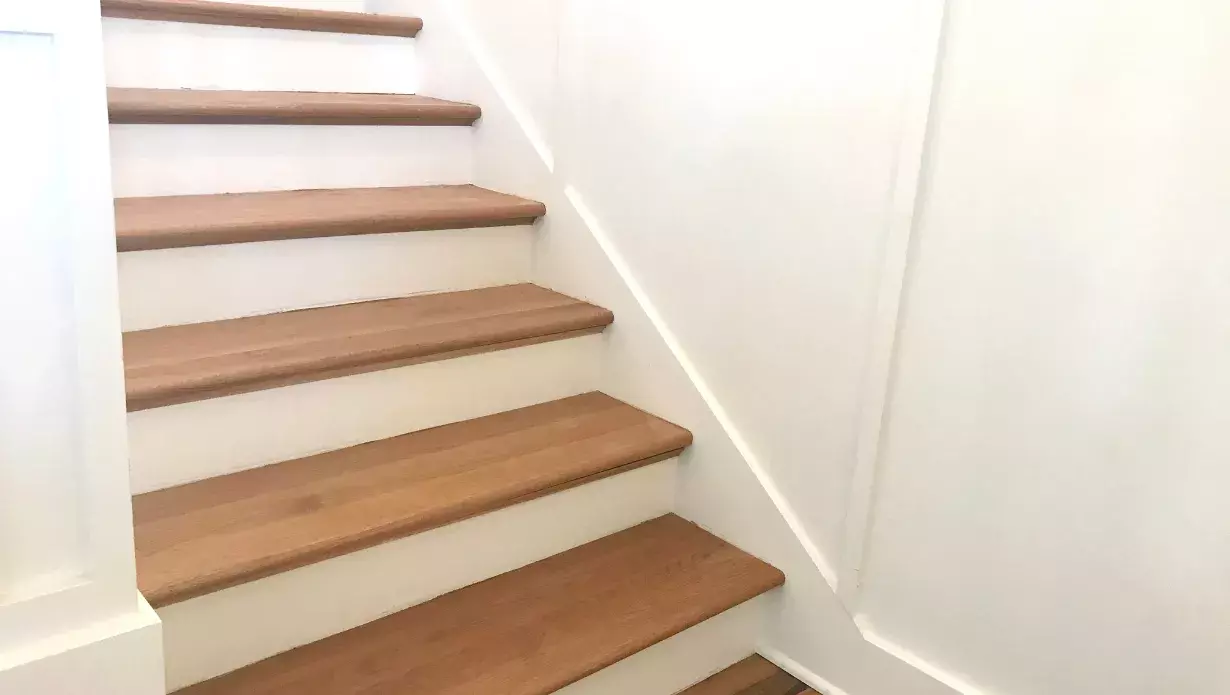 Vinyl flooring on stairs pros and cons